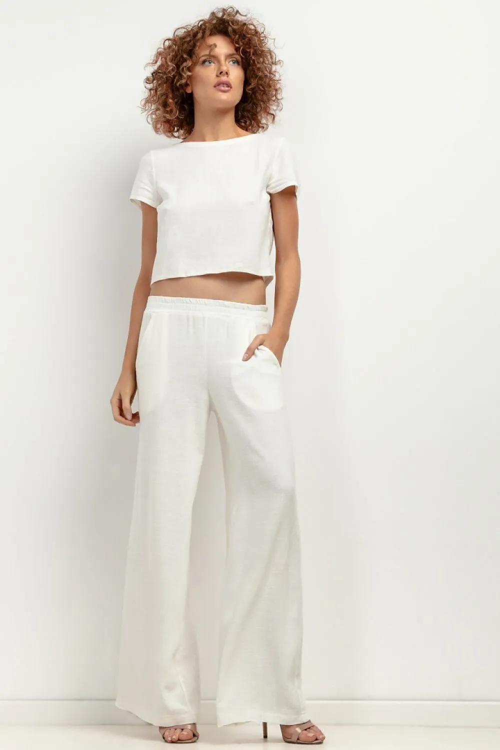 Chic Summer-Ready Wide-Leg Linen Pants for Modern Women