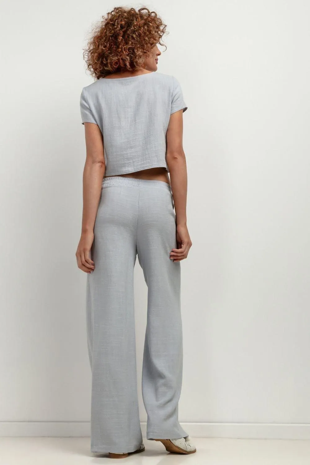 Chic Summer-Ready Wide-Leg Linen Pants for Modern Women