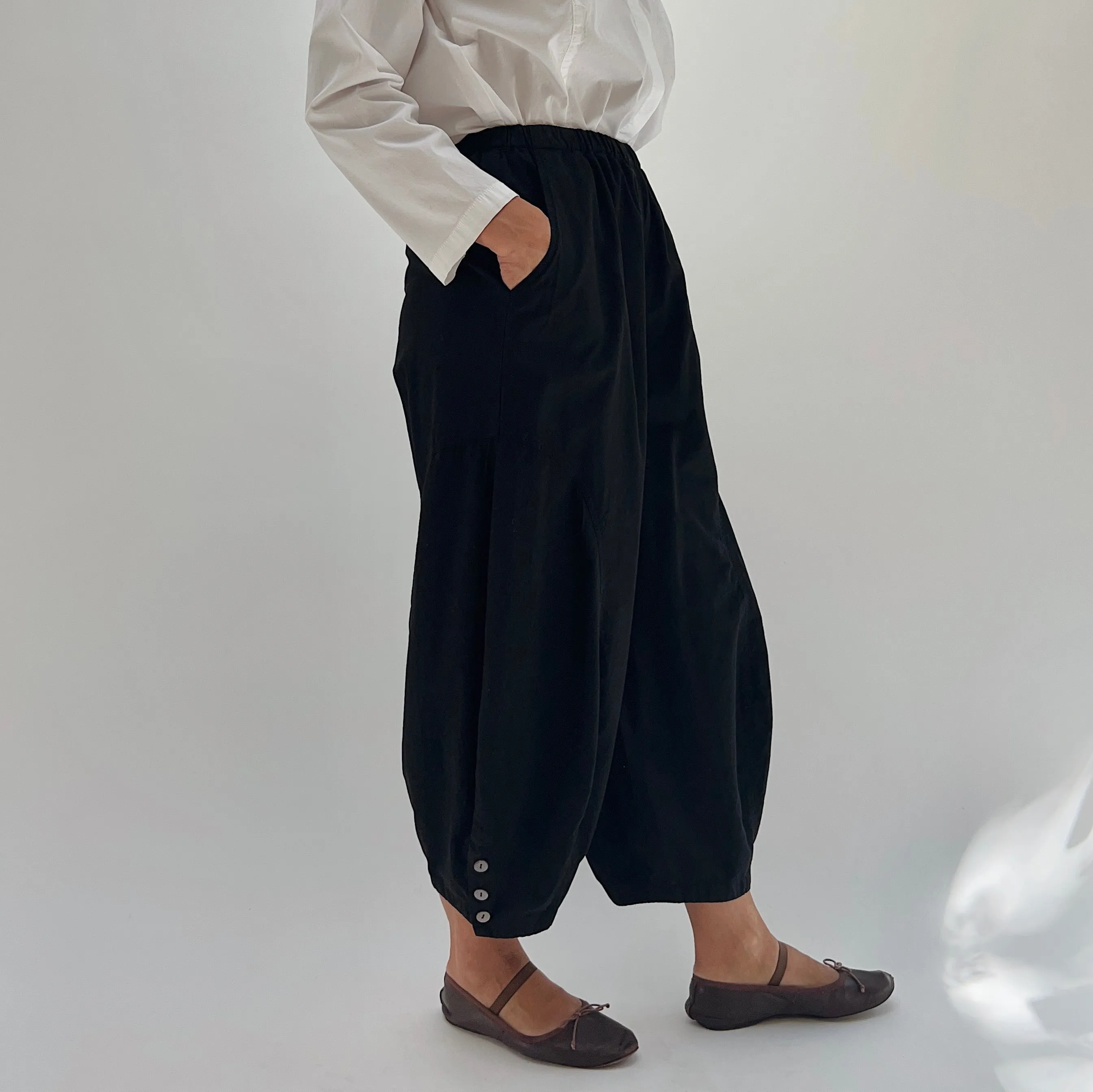 Eleven Stitch | Doreen Pant in Black