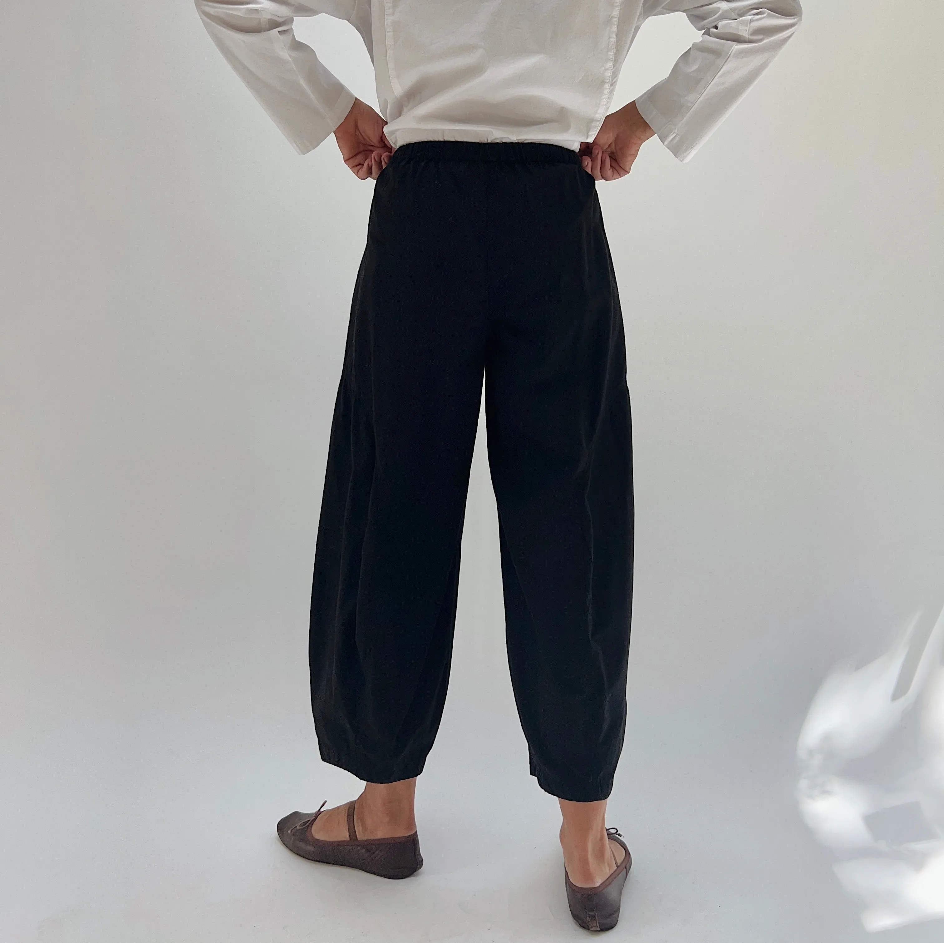 Eleven Stitch | Doreen Pant in Black