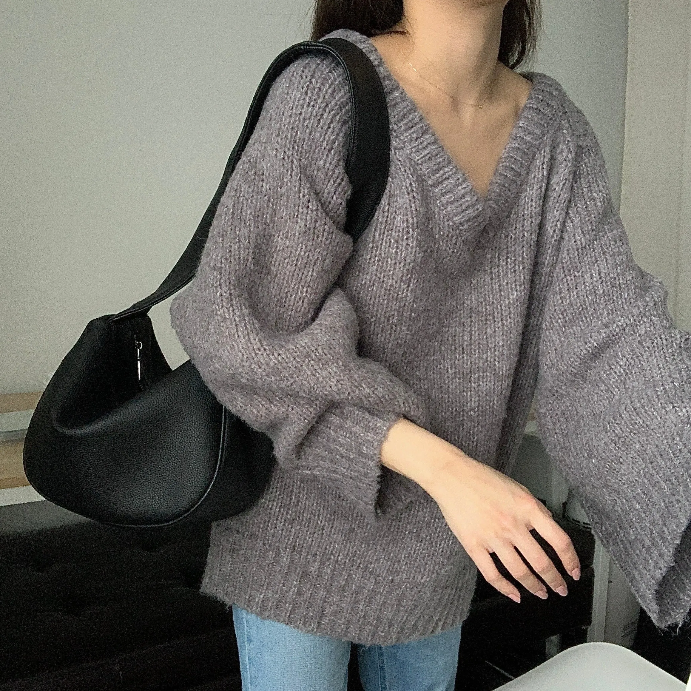 [Korean Style] Karra Loose Fit Rib Knit V neck Chunky Sweater