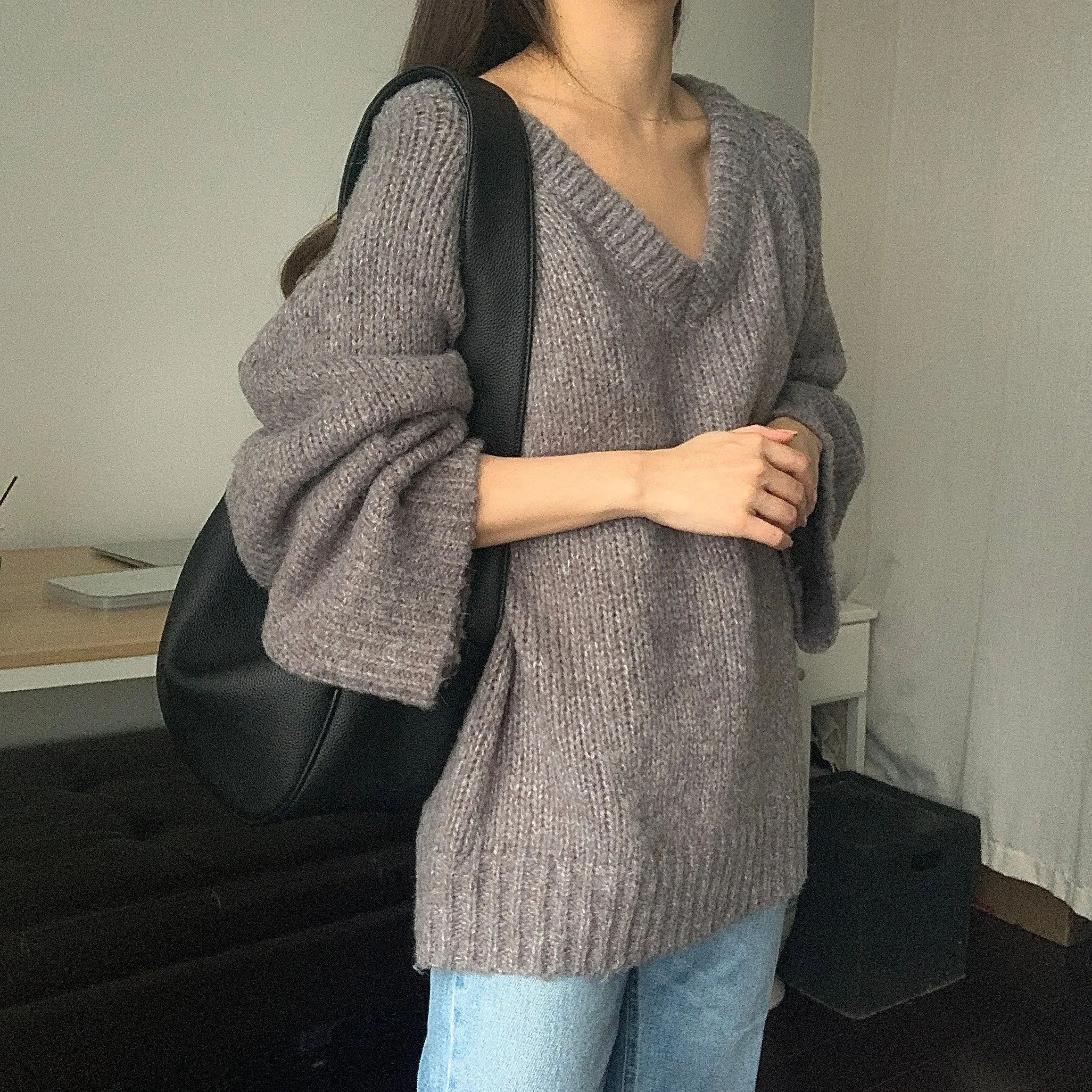 [Korean Style] Karra Loose Fit Rib Knit V neck Chunky Sweater