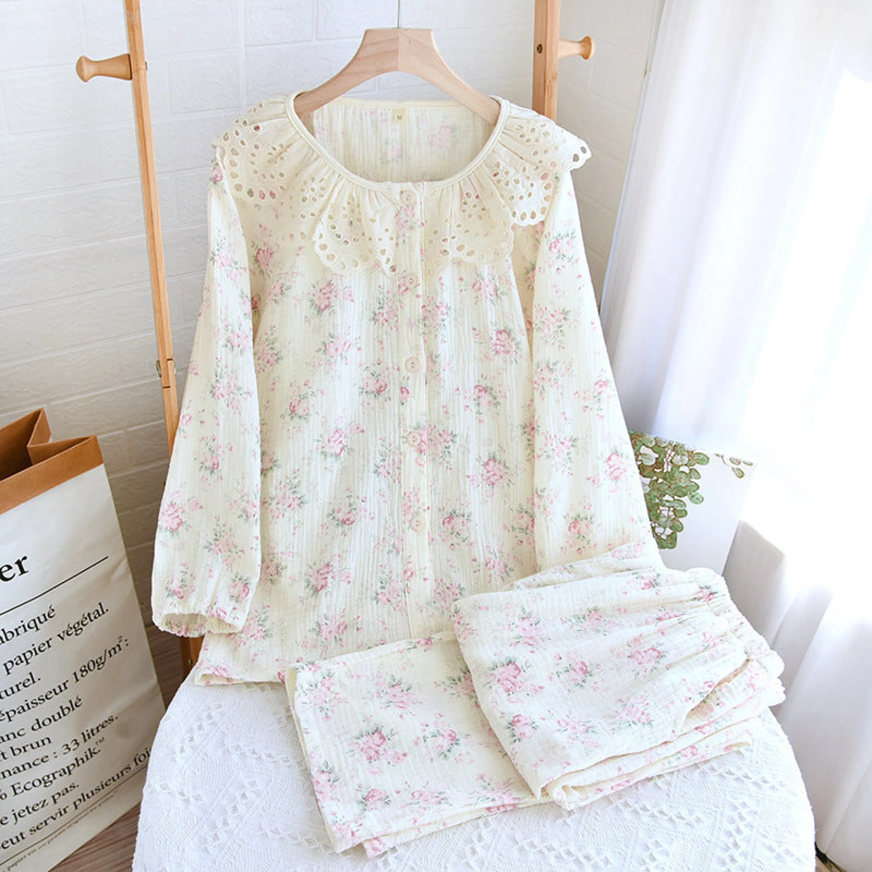 Lace Collar Long Sleeve and Long Pants Cotton Pajamas Set / Pink