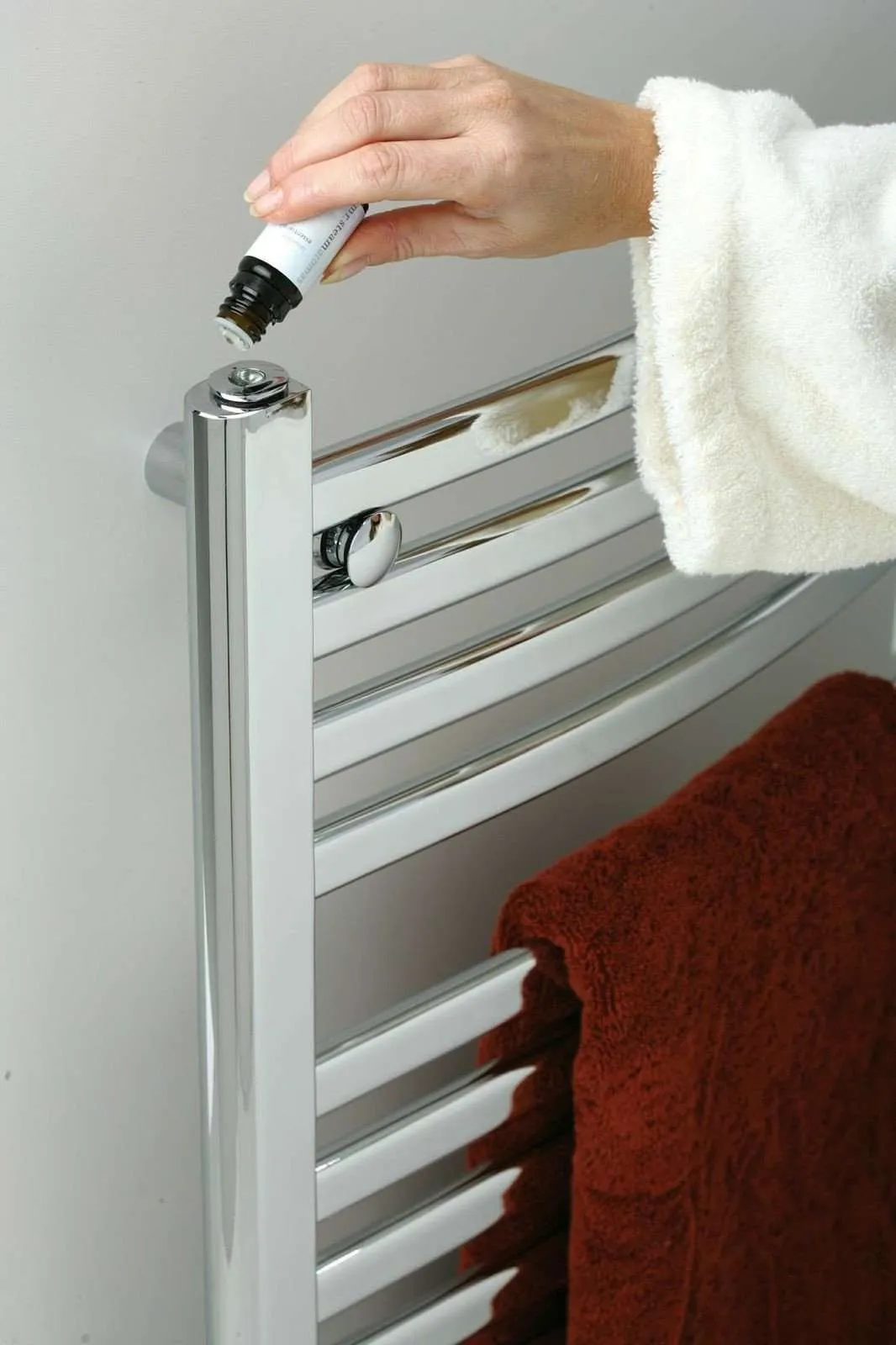 Mr. Steam Broadway W236TPC Hardwired Towel Warmer - 36"h x 20"w