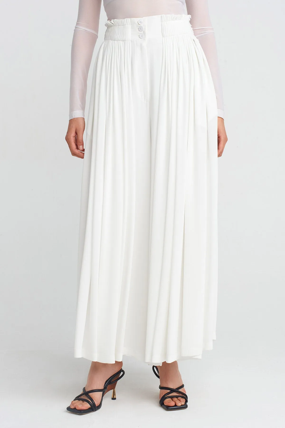 Nu Sequin Embellished Side Pants Off White